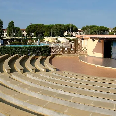 Rosa Dei Venti Aparthotel Vada